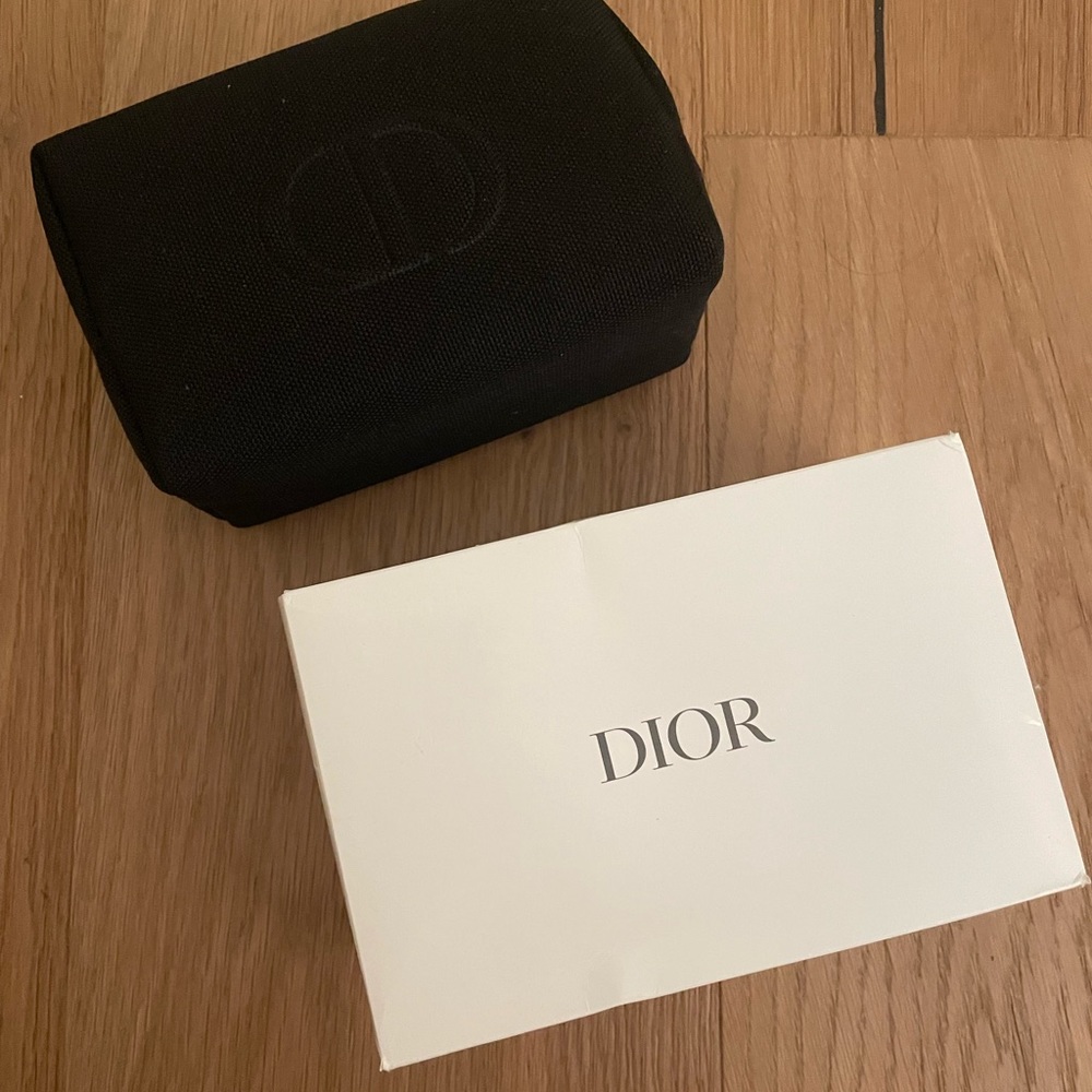 DIOR BEAUTY BLACK makeup pouch bag w/ CD graphic NEW IN BOX